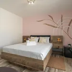 Guest house Leevin Faro