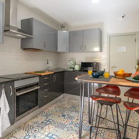 Guest house Leevin Faro