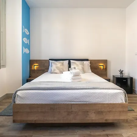 Leevin Guest house *