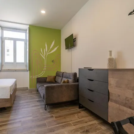 Guest house Leevin *