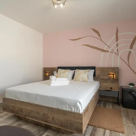 Guest house Leevin Faro